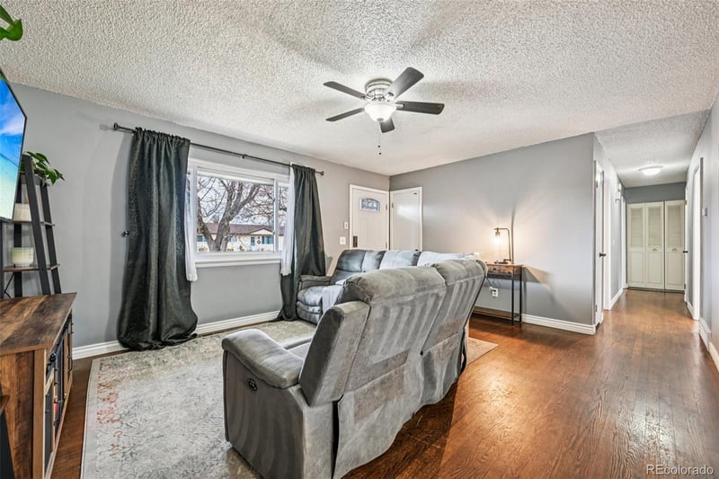 746 Nile Way, Aurora, CO 80012