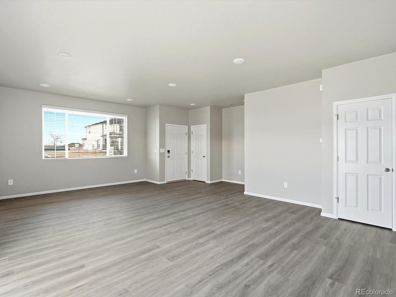 2212 164th Ave, Thornton, CO 80602