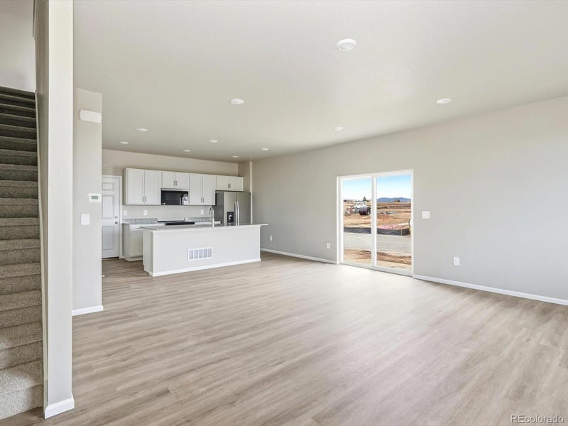 2212 164th Ave, Thornton, CO 80602