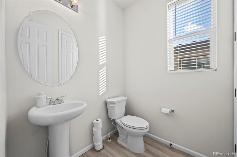 9166 Uravan Ct, Commerce City, CO 80022