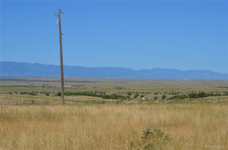 Red Creek Springs E, Pueblo, CO 81005