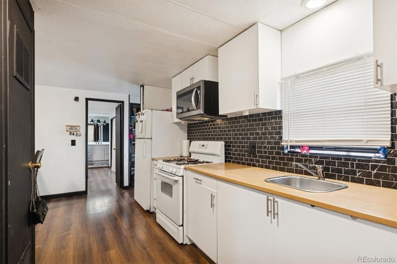 1616 78th Ave, Denver, CO 80229