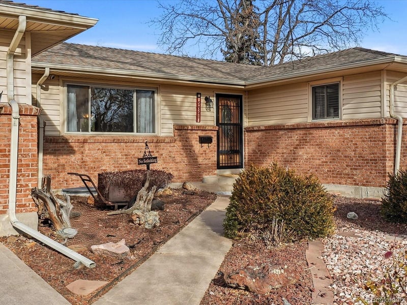 9561 Tennessee Ave, Lakewood, CO 80226