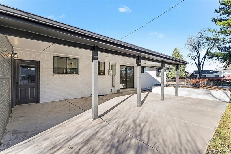 6552 Pearl St, Centennial, CO 80121