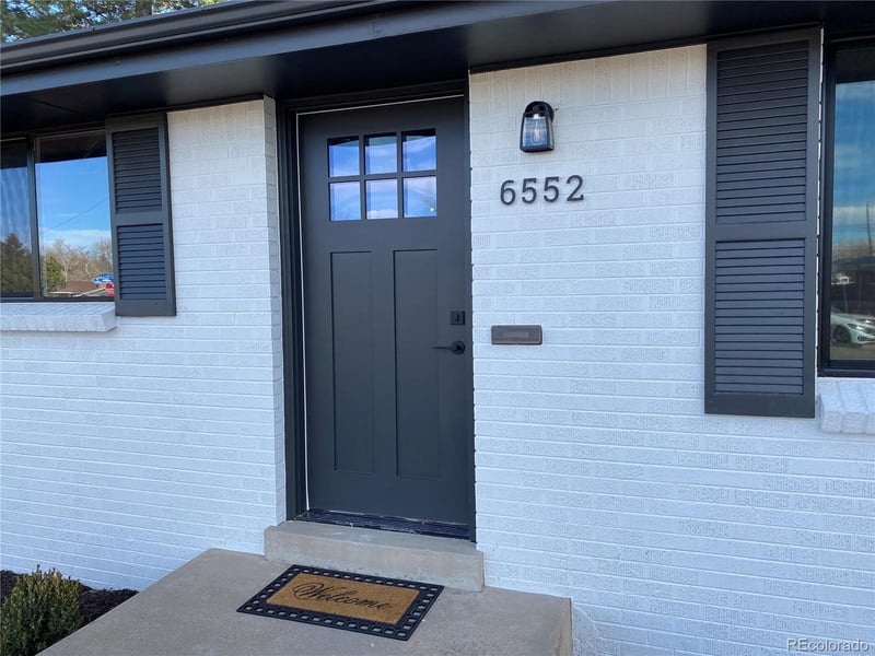 6552 Pearl St, Centennial, CO 80121