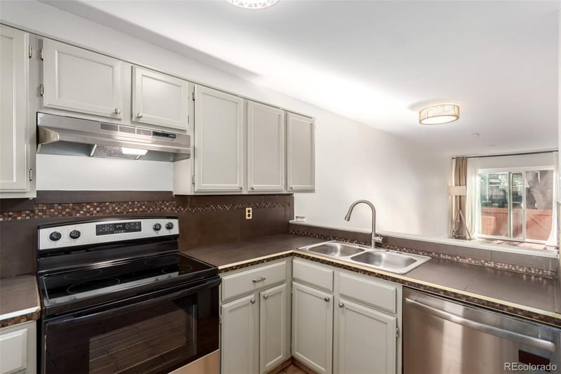 7476 Arkansas Ave #34-09, Denver, CO 80231