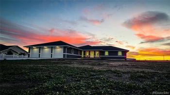 523 Chestnut St, Julesburg, CO 80737