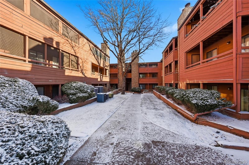 4681 Decatur St #220, Englewood, CO 80110