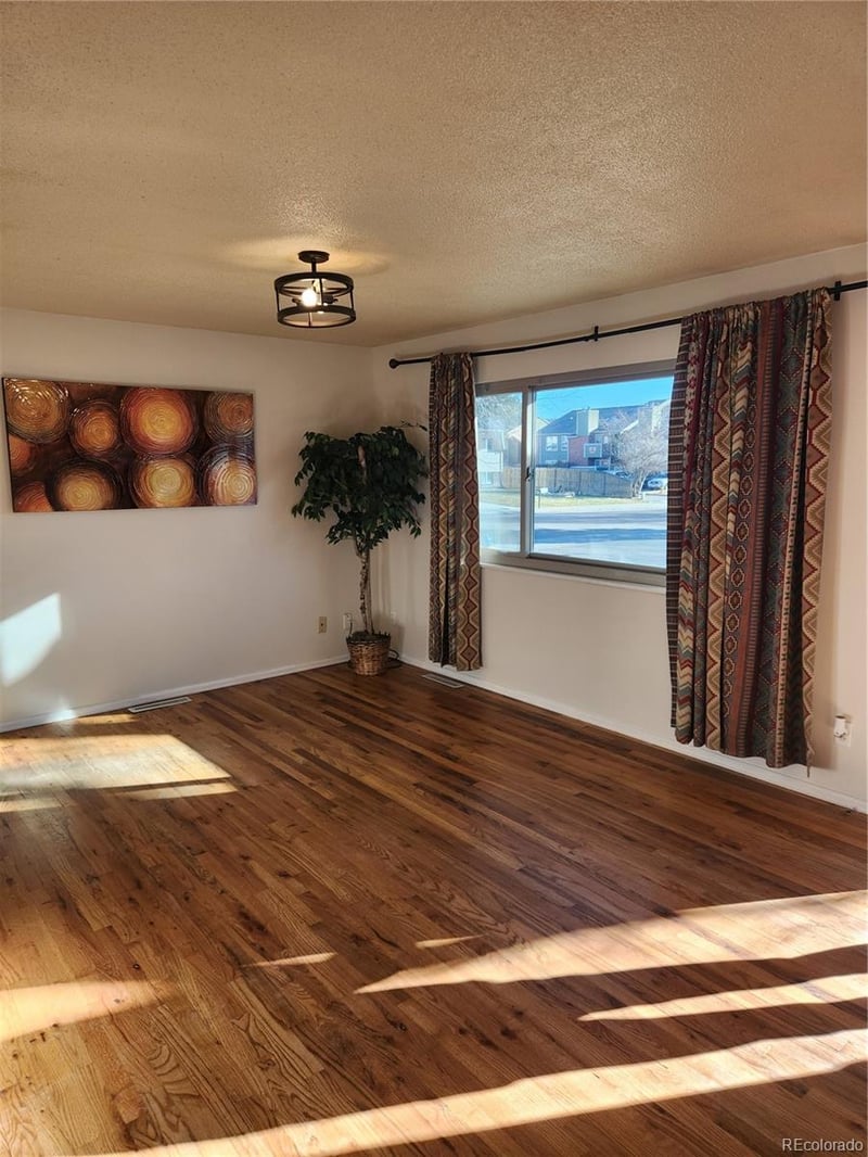 3938 Encino St, Colorado Springs, CO 80918