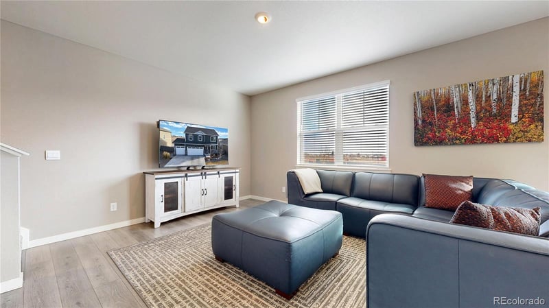 1562 Sun River Rd, Berthoud, CO 80513