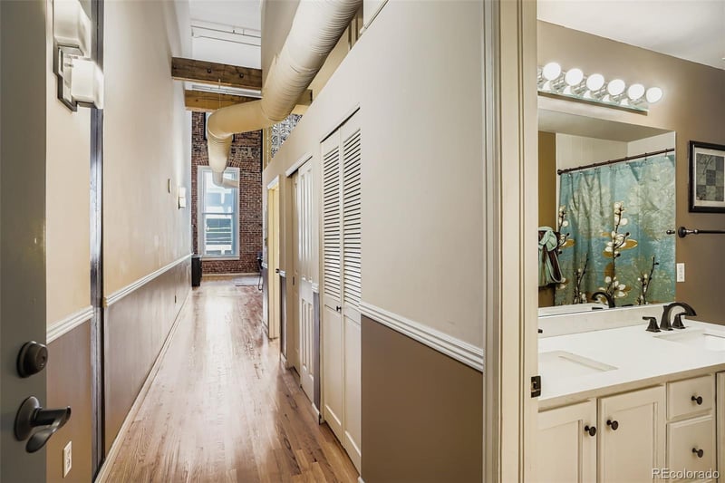 1555 California St #418, Denver, CO 80202