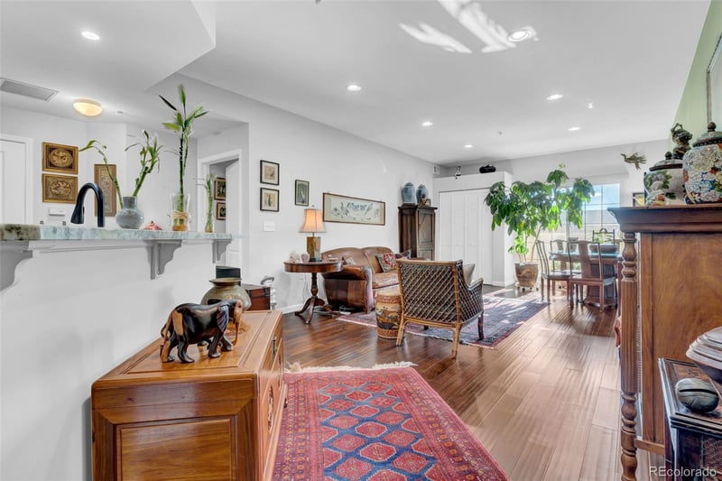 925 Lincoln St #4G, Denver, CO 80203