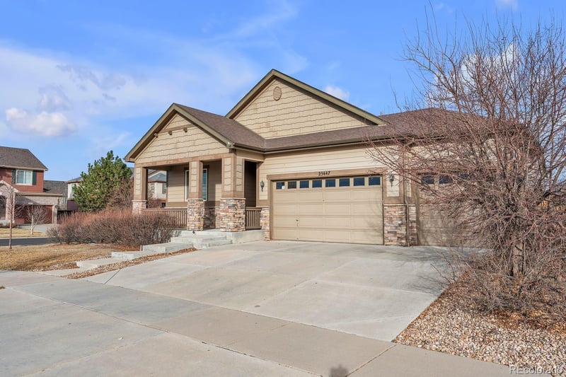 25447 4th Ave, Aurora, CO 80018