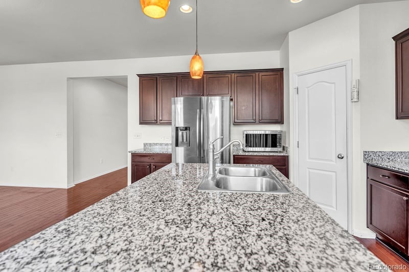 25447 4th Ave, Aurora, CO 80018