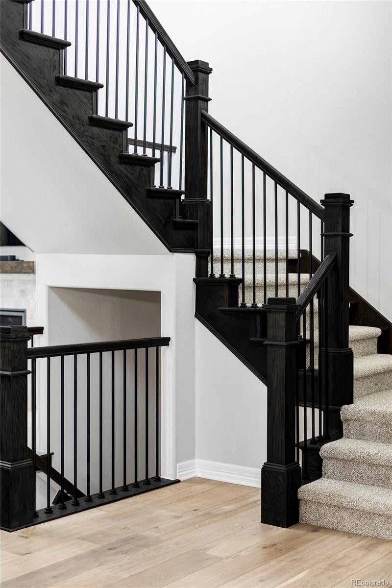 27500 Lakeview Dr, Aurora, CO 80016