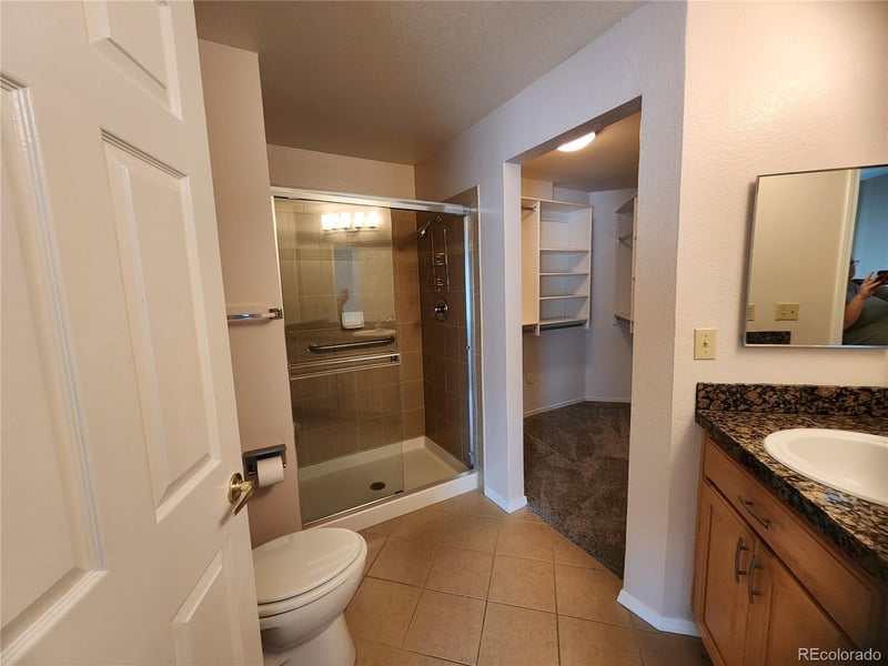 8601 Dry Creek Rd #112, Centennial, CO 80112