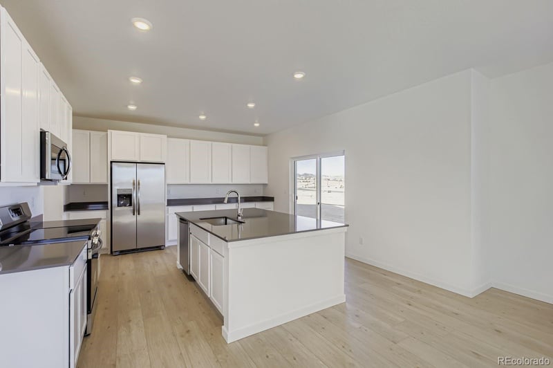 3511 Tabernash Dr, Loveland, CO 80538