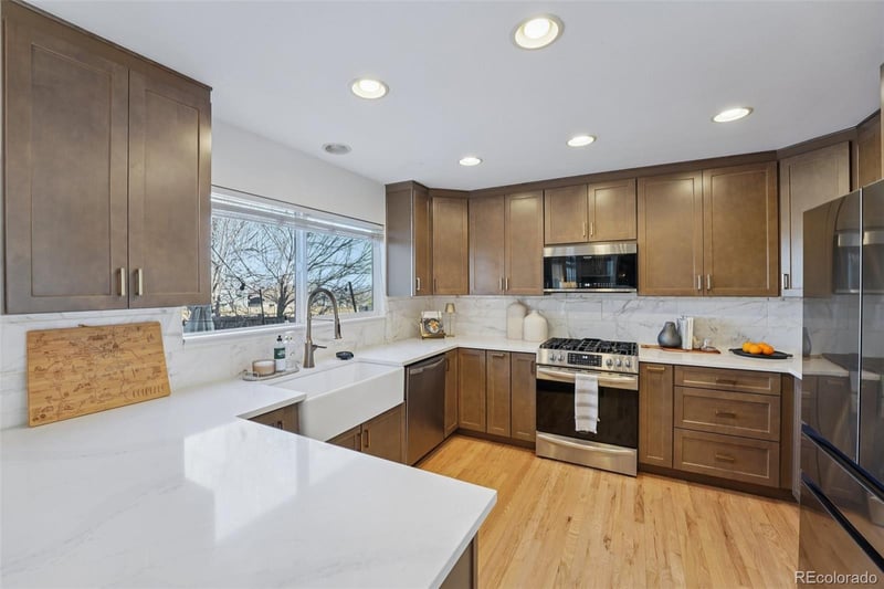 6101 Shawnee St, Aurora, CO 80015