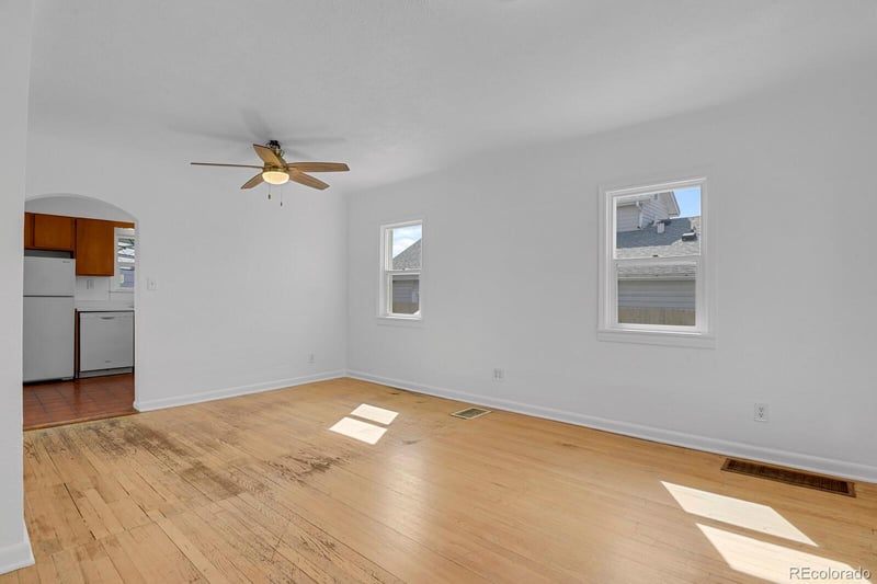 4580 Logan St, Englewood, CO 80113