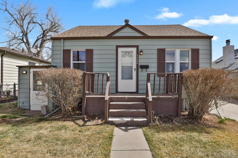 4580 Logan St, Englewood, CO 80113