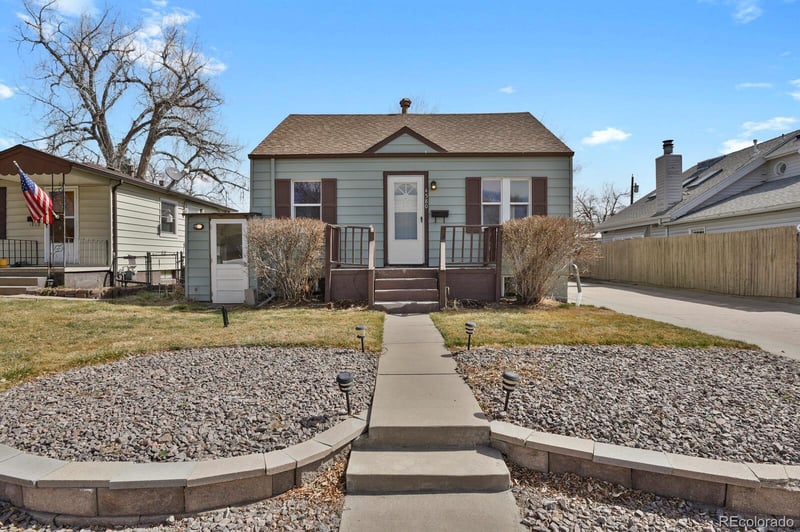 4580 Logan St, Englewood, CO 80113