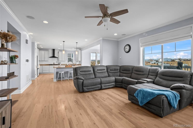 12487 Syracuse St, Thornton, CO 80602