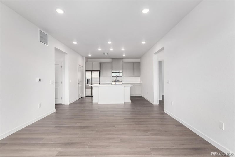 6153 Ceylon St #307, Denver, CO 80249