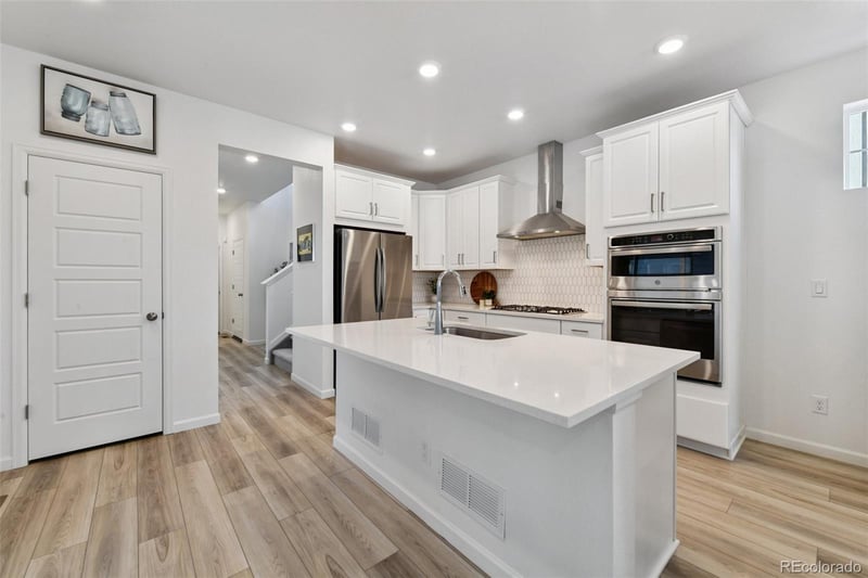 3469 Duquesne Way, Aurora, CO 80019