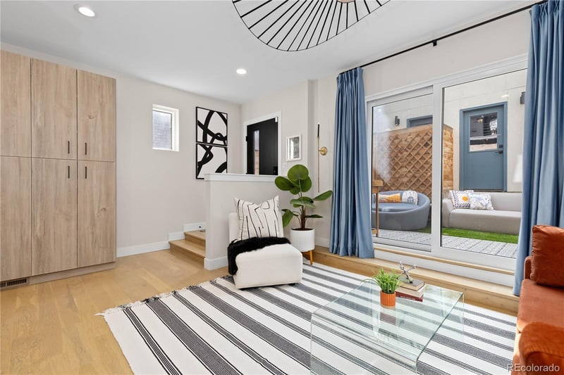 1725 Julian St, Denver, CO 80204