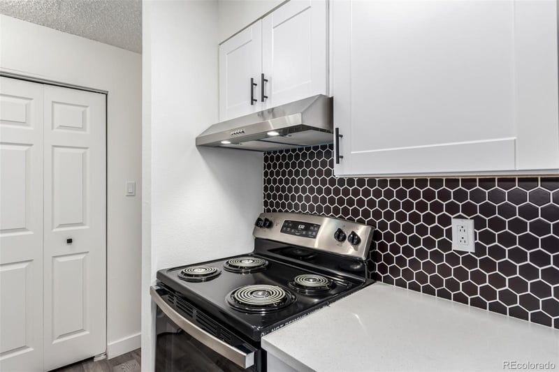 50 Highline Cir #102, Centennial, CO 80122