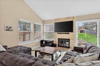 13361 Wyoming Pl, Aurora, CO 80012