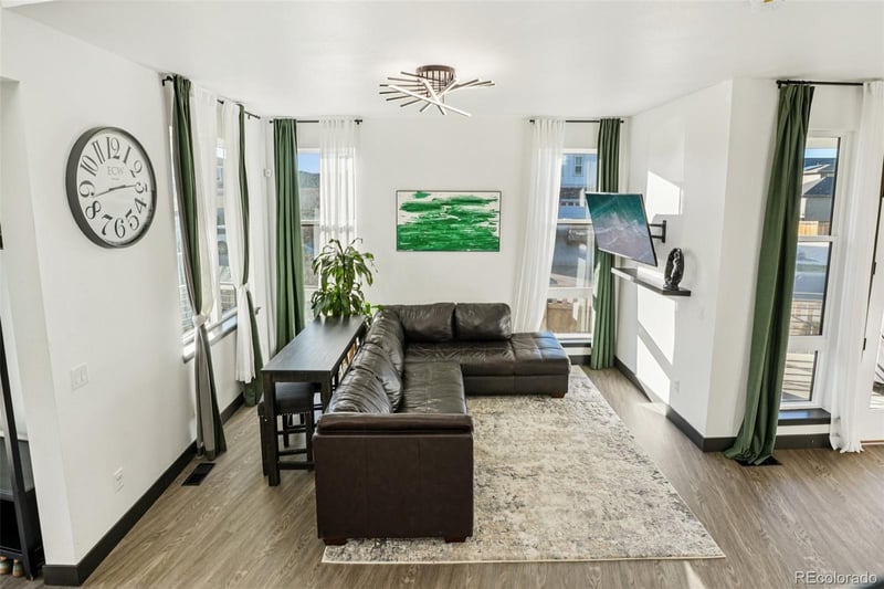 5980 Perth St, Aurora, CO 80019