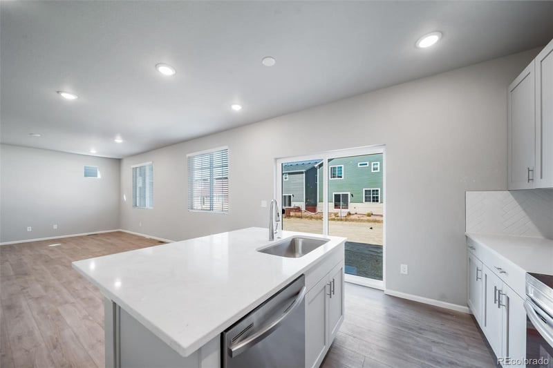 3880 Tempe St, Aurora, CO 80019