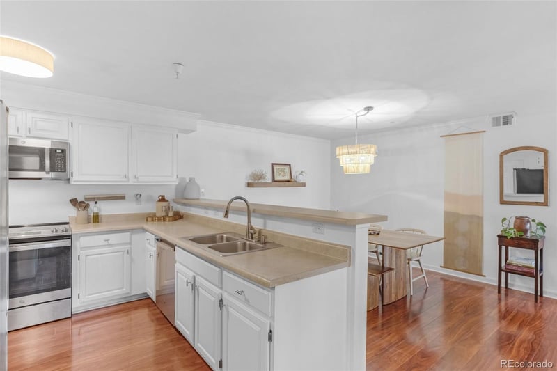 12348 Dorado Pl #102, Littleton, CO 80127