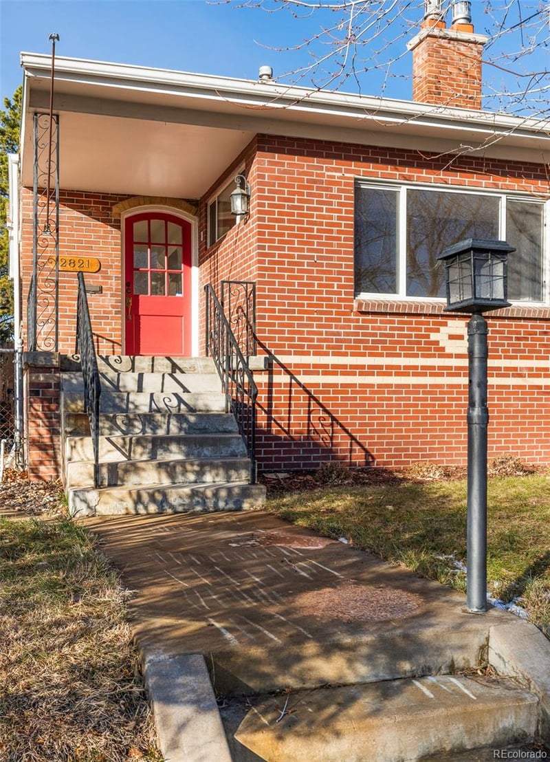 2821 Grant St, Englewood, CO 80113