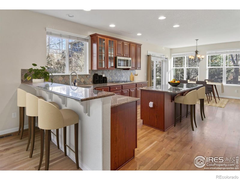 121 Osprey Ln, Lyons, CO 80540