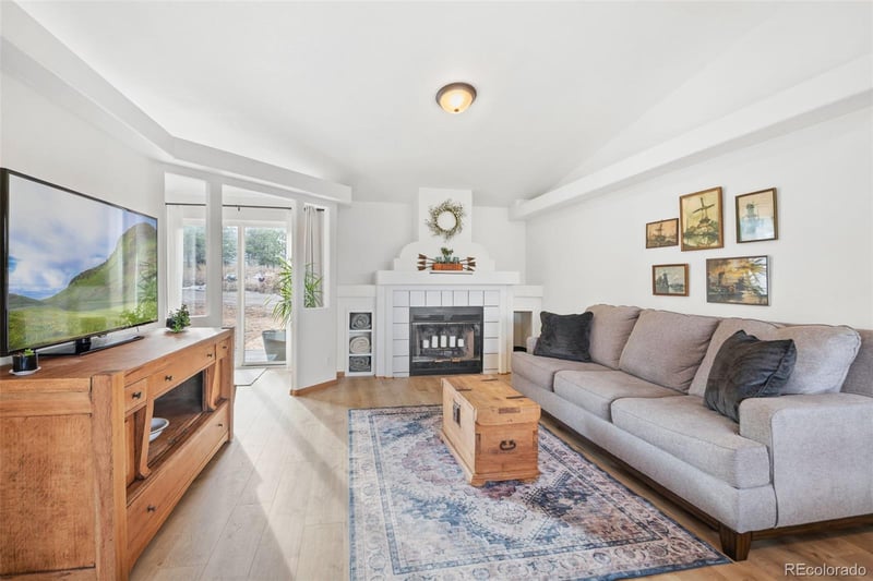 25947 Snyder Ave, Conifer, CO 80433