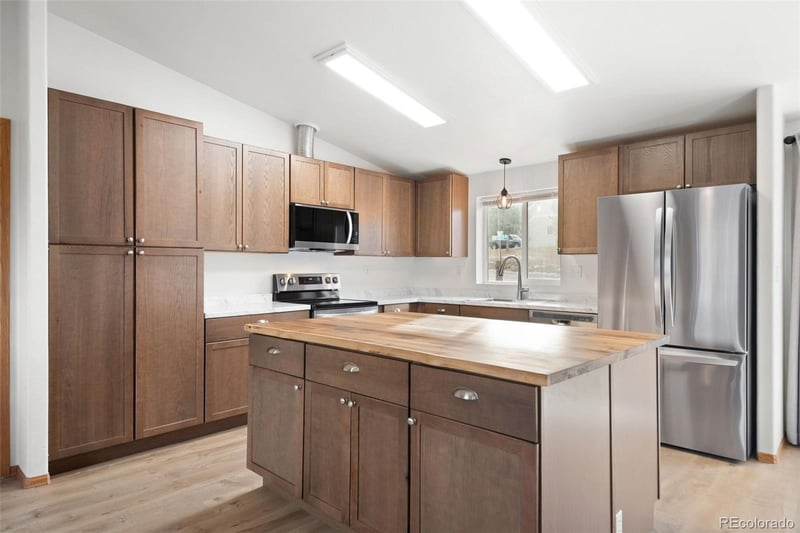 25947 Snyder Ave, Conifer, CO 80433