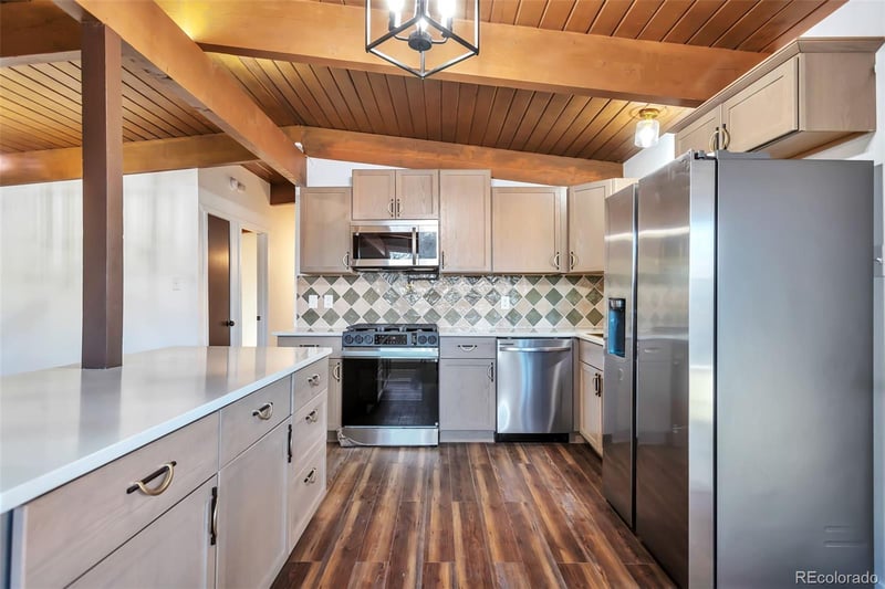 365 Ursula Way, Aurora, CO 80012