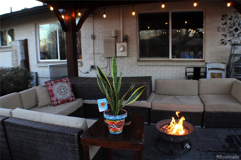 2704 Zurich Ct, Denver, CO 80236