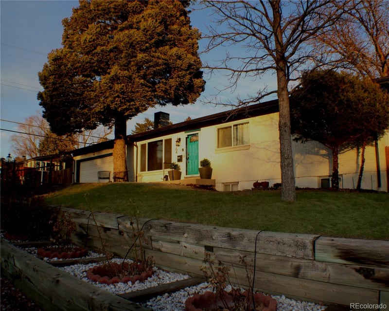 2704 Zurich Ct, Denver, CO 80236