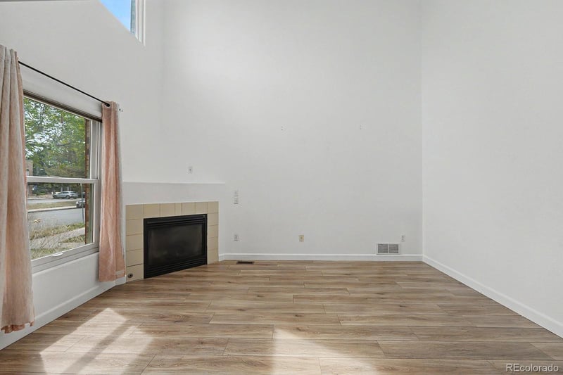 9771 Mexico Ave, Aurora, CO 80247