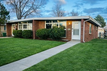 1124 Dallas St, Aurora, CO 80010