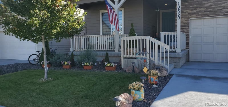 10850 Wooden Pole Dr, Parker, CO 80134