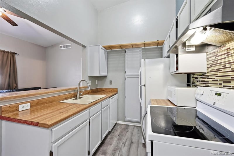5321 W 76th Ave #322, Arvada, CO 80003