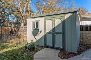 11921 W 70th Pl, Arvada, CO 80004