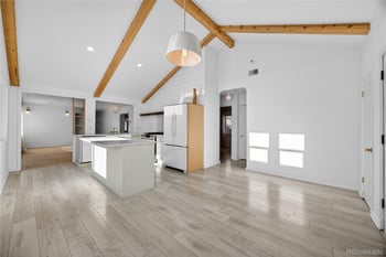 2375 Hanover St, Aurora, CO 80010