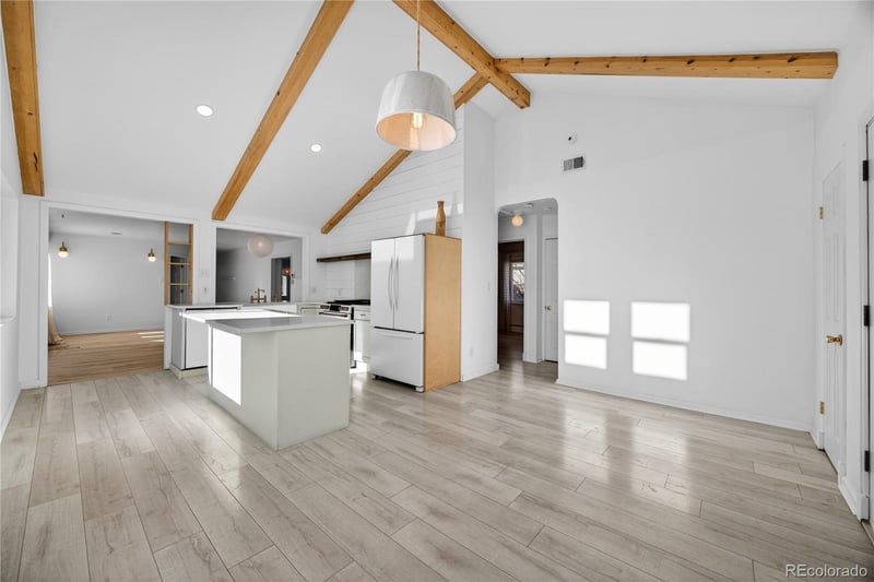 2375 Hanover St, Aurora, CO 80010