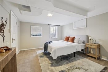 1325 Monaco Pw, Denver, CO 80220