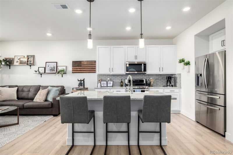 8863 Fraser River Loop, Littleton, CO 80125